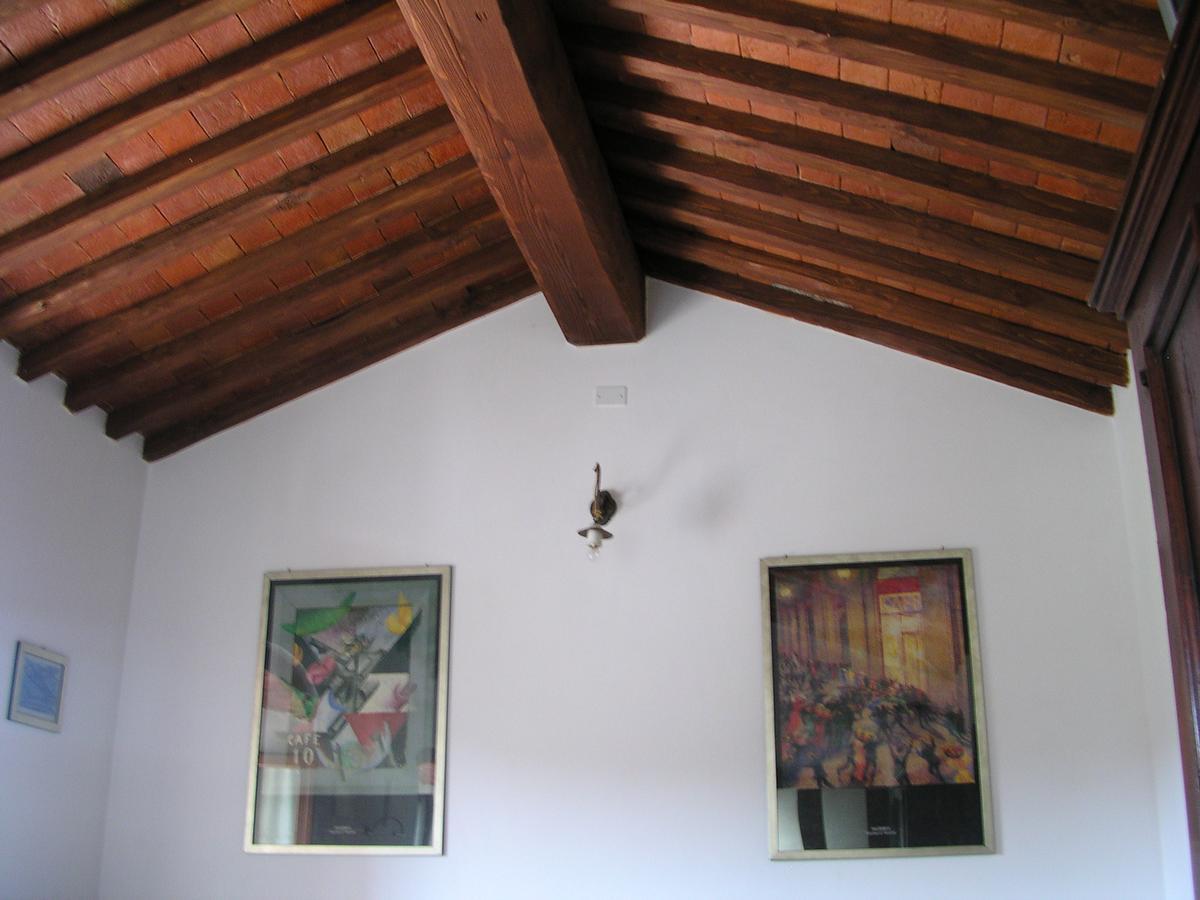 Galleria Ars Apua Bed & Breakfast Carrara Exterior photo